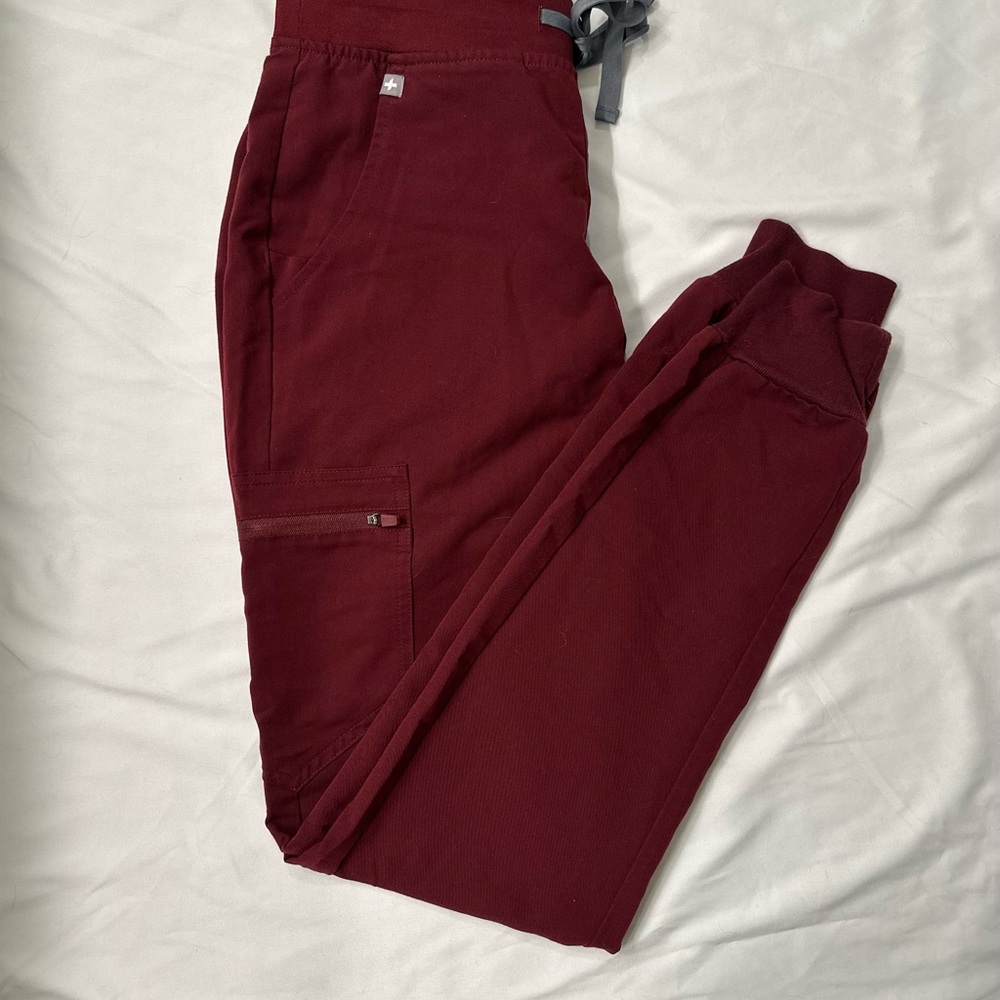 FIGS Zamora Jogger Scrub Pants